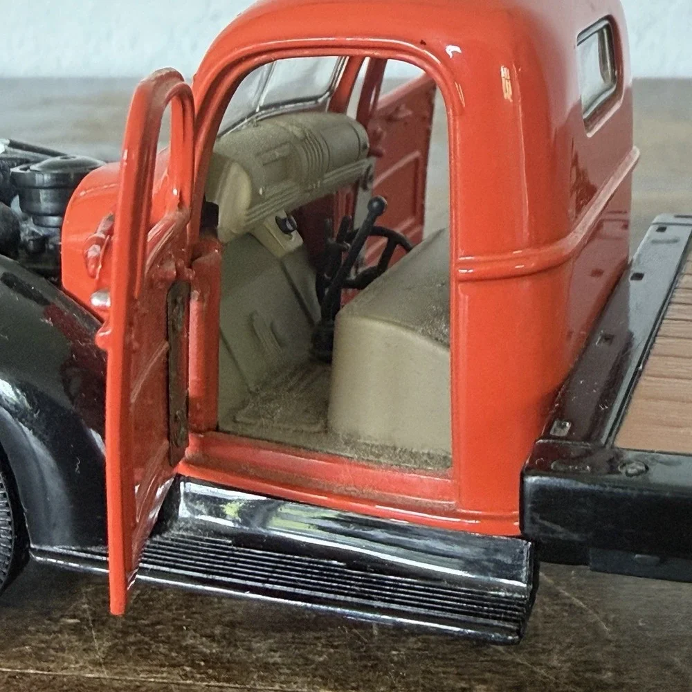 National Motor Museum 1/32 Scale 1941 Chevy Flatbed Truck AJAX Towing Service X2